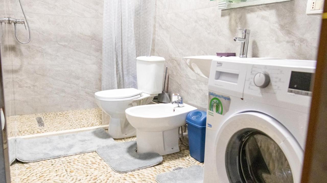 Sisi'S Apartments-Tirana City Center Zewnętrze zdjęcie